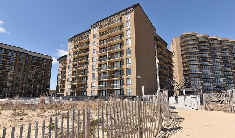 111 FARRAGUT HOUSE #111, Bethany Beach, DE 19930 - 3 Beds, 2 Bath