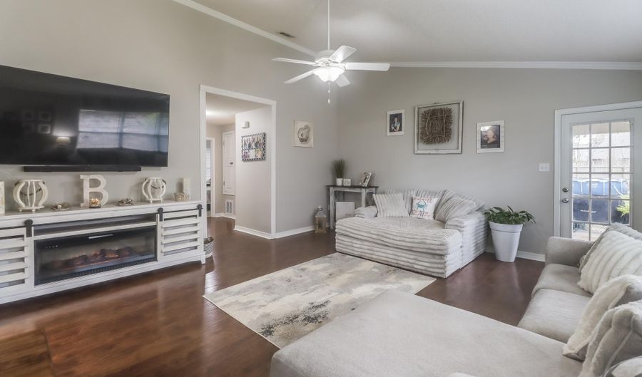 15124 Cedar Springs Dr, Biloxi, MS 39532 - 3 Beds, 2 Bath