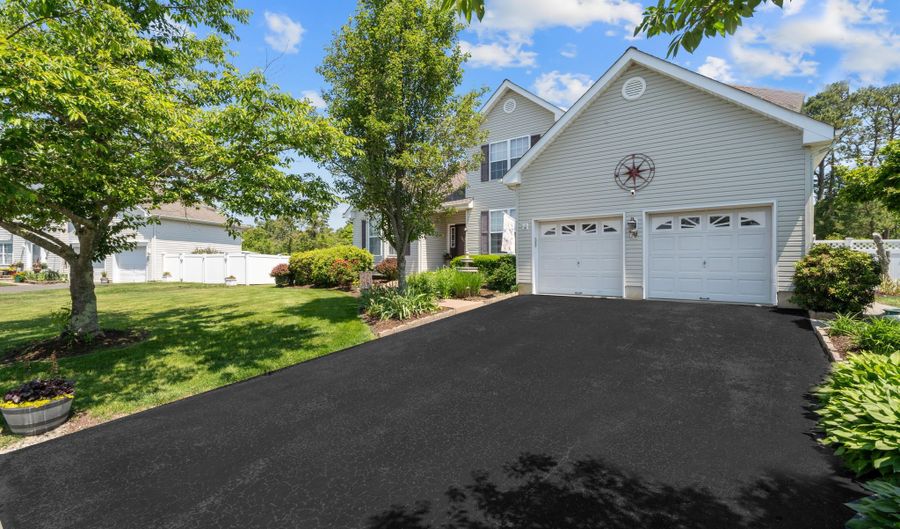 22 Hannah Lee Rd, Barnegat, NJ 08005 - 4 Beds, 3 Bath