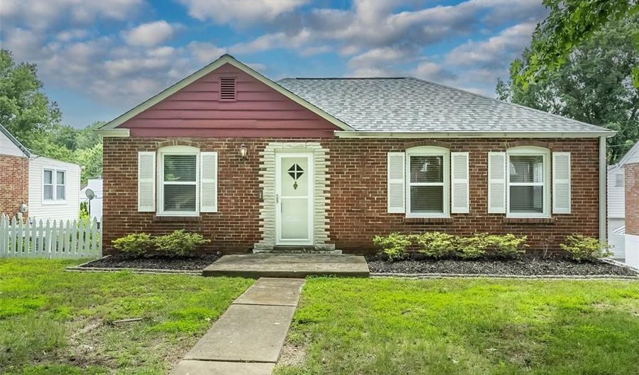 7040 Rhodes Ave, Affton, MO 63123 - 2 Beds, 1 Bath