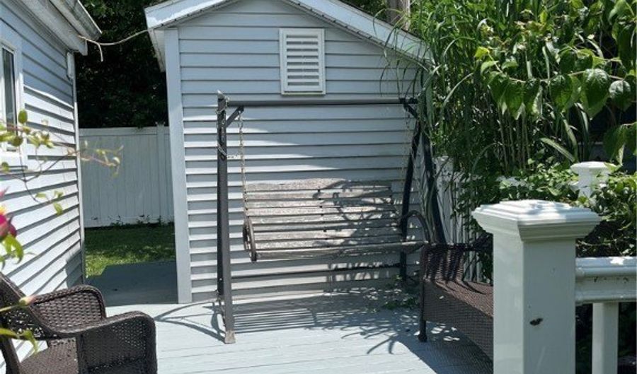 5825 Lake Rd, Ashtabula, OH 44004 - 1 Beds, 1 Bath