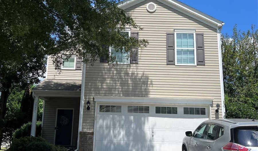 10211 Green Grass Rd, Charlotte, NC 28227 - 3 Beds, 3 Bath