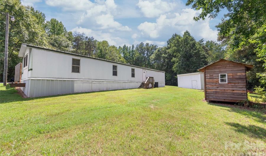 114 Jason Dr, Blacksburg, SC 29702 - 9 Beds, 6 Bath