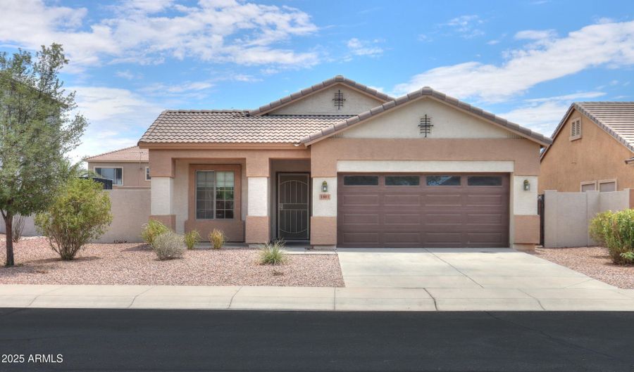 1581 E DESERT BREEZE Dr, Casa Grande, AZ 85122 - 3 Beds, 2 Bath