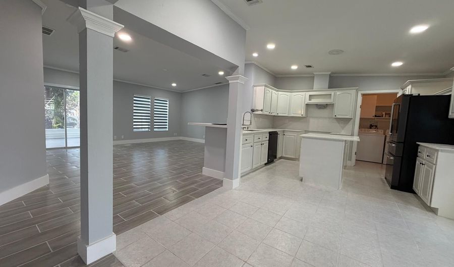 4165 3rd Ct, Atlantis, FL 33462 - 3 Beds, 2 Bath