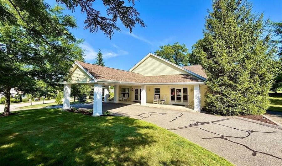 170 Providence Pike 153, North Smithfield, RI 02896 - 1 Beds, 2 Bath