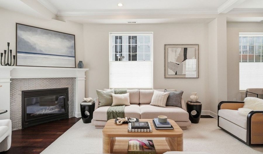 155 W 9th St 1, Boston, MA 02127 - 2 Beds, 2 Bath