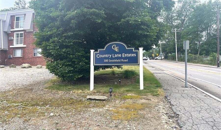 300 Smithfield Rd 30, North Providence, RI 02904 - 1 Beds, 1 Bath