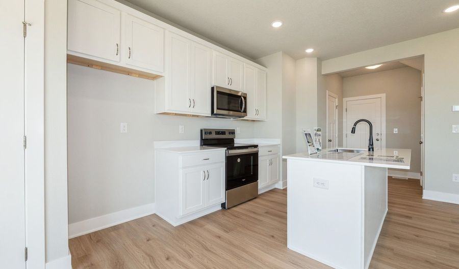 2304 Chan Dr, Adel, IA 50003 - 4 Beds, 3 Bath