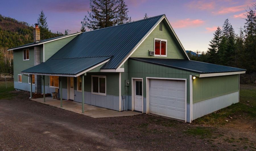 526 Mountain View Rd, Clark Fork, ID 83811 - 4 Beds, 3 Bath
