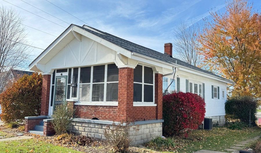 101 N Smith St, Batesville, IN 47006 - 3 Beds, 1 Bath