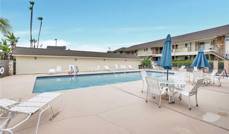 22913 Nadine Cir A, Torrance, CA 90505 - 2 Beds, 2 Bath