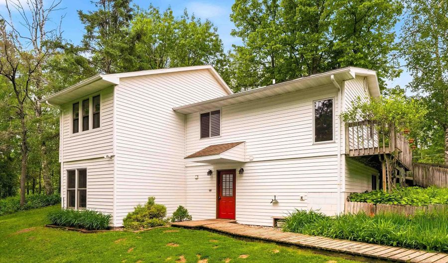 5084 Woodland Ave, Bagley, MN 55803 - 3 Beds, 1 Bath
