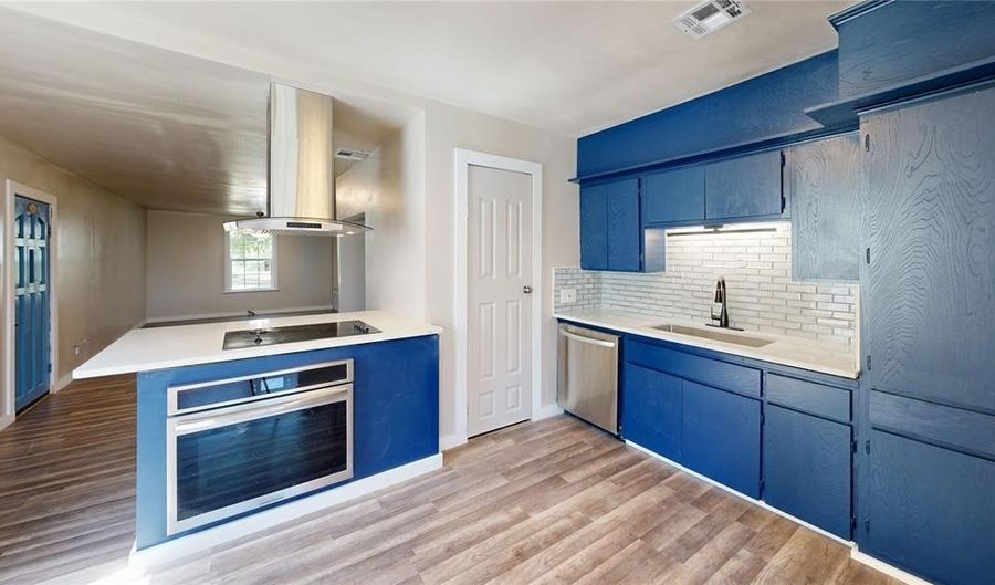1305 NW 7th Ave, Ardmore, OK 73401 - 3 Beds, 2 Bath