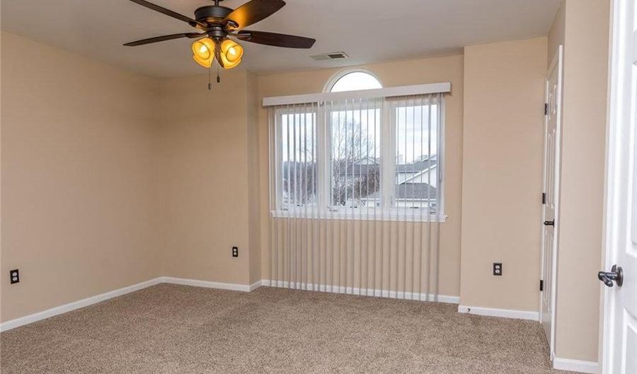 117 LAKESIDE Dr, Lewes, DE 19958 - 3 Beds, 3 Bath