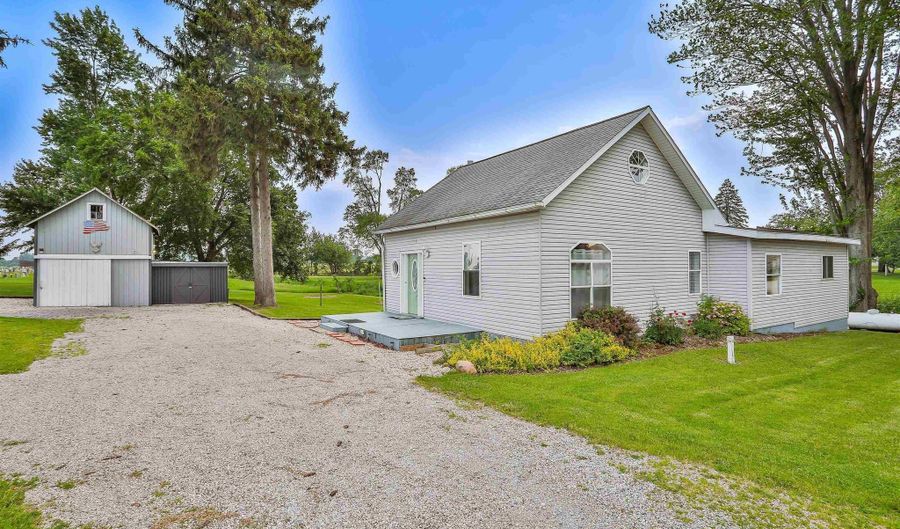895 W 400 S, Albion, IN 46701 - 4 Beds, 1 Bath