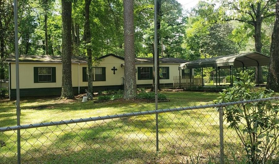 1927 Clark Travis Ln NE, Brookhaven, MS 39601 - 4 Beds, 2 Bath
