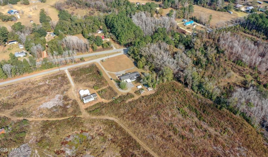 47 Midway St, Bamberg, SC 29003 - 5 Beds, 3 Bath