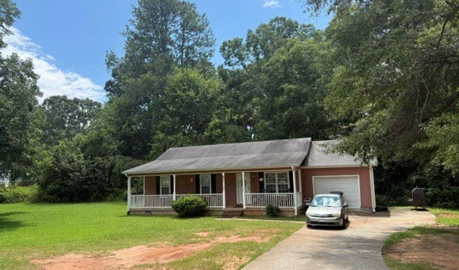 1030 Mckinney St, Anderson, SC 29621 - 3 Beds, 2 Bath