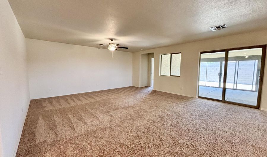 904 Camino De Las Violeta, Belen, NM 87002 - 5 Beds, 3 Bath