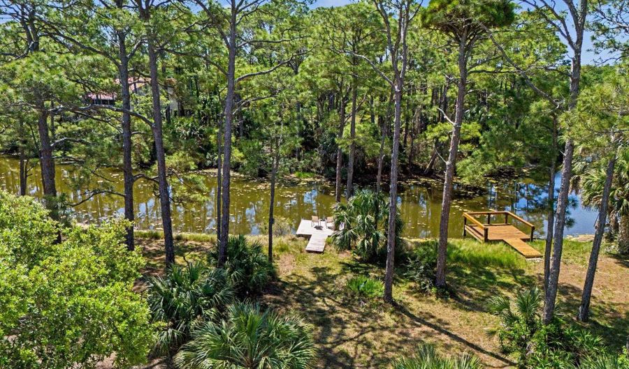 214 HARBOR Cir, Alligator Point, FL 32346 - 3 Beds, 3 Bath