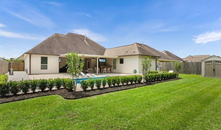 17831 Waterloo Dr, Baton Rouge, LA 70817 - 4 Beds, 2 Bath