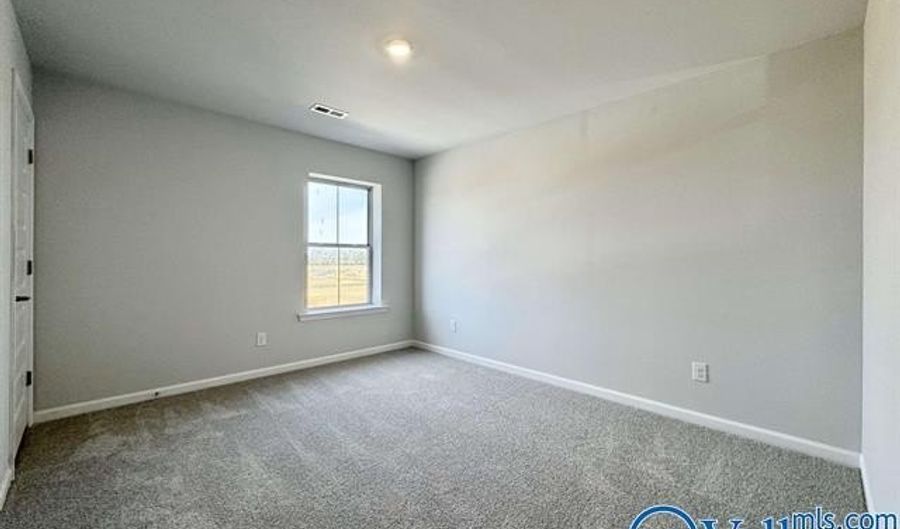14668 Mountain Stream Dr, Athens, AL 35613 - 5 Beds, 3 Bath