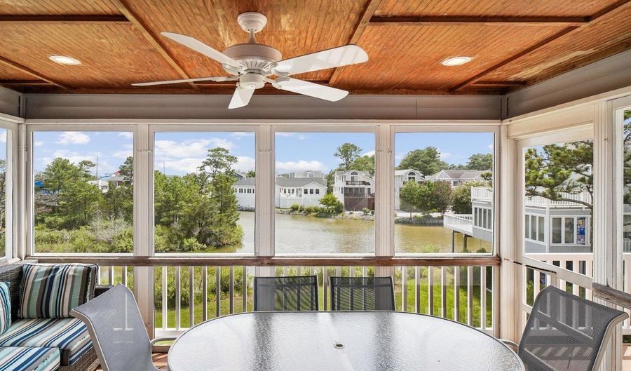 214 2ND St, Bethany Beach, DE 19930 - 6 Beds, 5 Bath