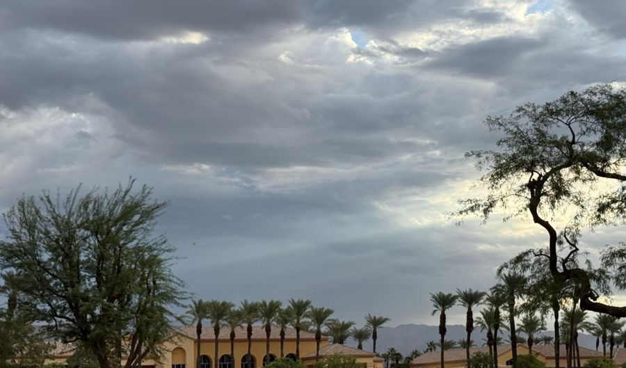 36582 Crown St, Palm Desert, CA 92211 - 3 Beds, 2 Bath
