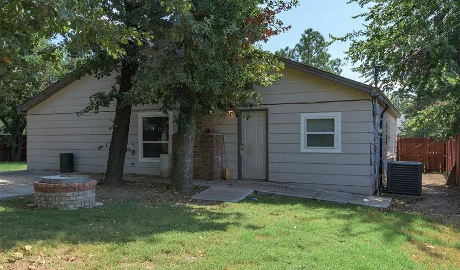 6701 NW 26th St, Bethany, OK 73008 - 3 Beds, 2 Bath
