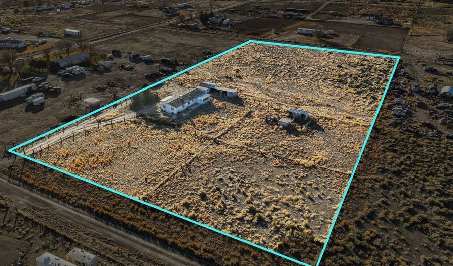 6163 Johnson Ave, Elko, NV 89801 - 4 Beds, 2 Bath