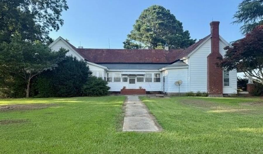 5988 Frazier Rd, Bailey, NC 27807 - 4 Beds, 1 Bath