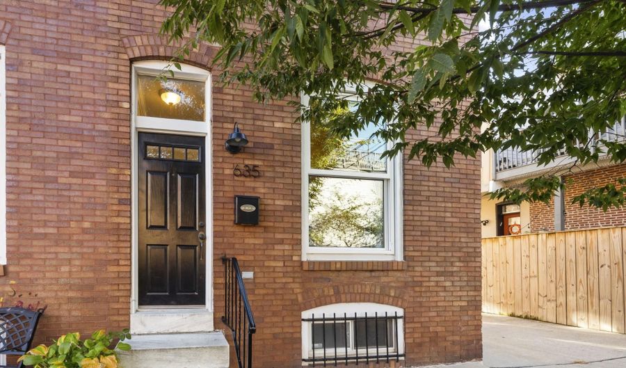 635 S FAGLEY St, Baltimore, MD 21224 - 2 Beds, 2 Bath