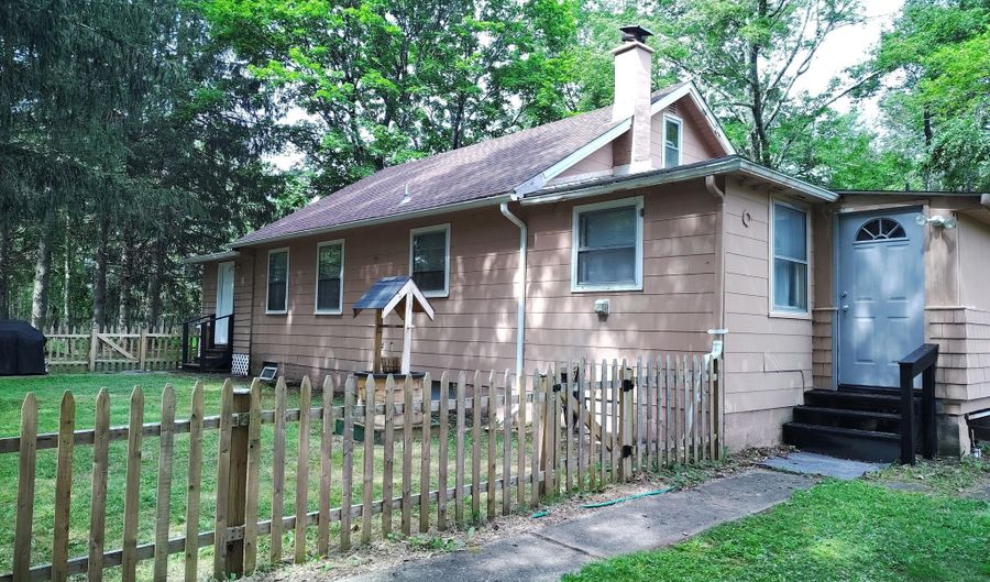 6148 PA-115, Blakeslee, PA 18610 - 2 Beds, 1 Bath