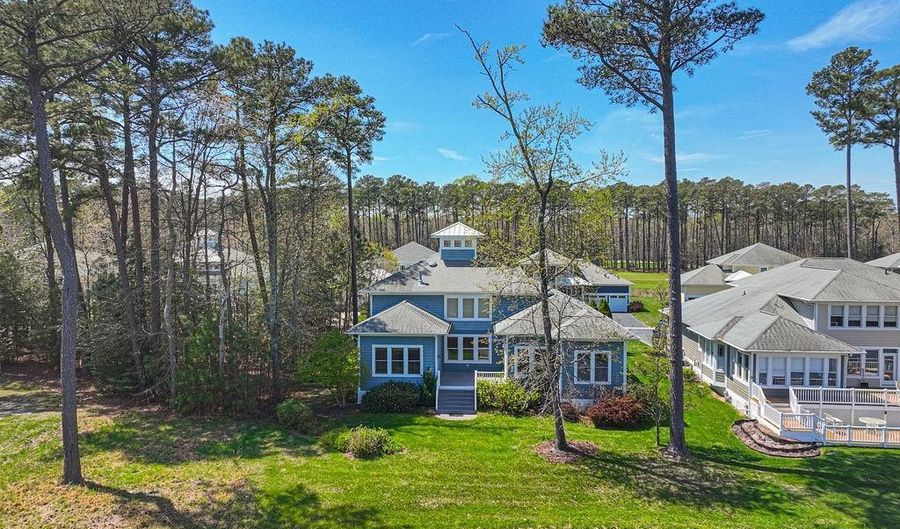 11834 MAN O WAR Ln, Berlin, MD 21811 - 4 Beds, 3 Bath