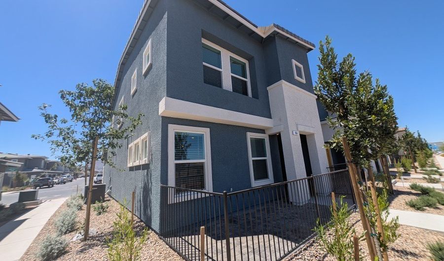 484 Golden Myna Ave, Henderson, NV 89011 - 4 Beds, 2 Bath