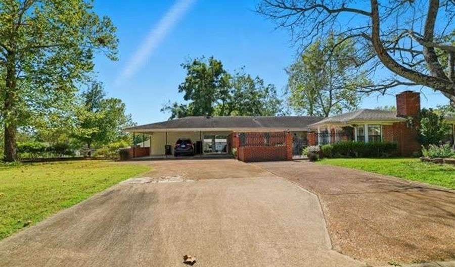 1000 SE 3rd, Antlers, OK 74523 - 3 Beds, 2 Bath
