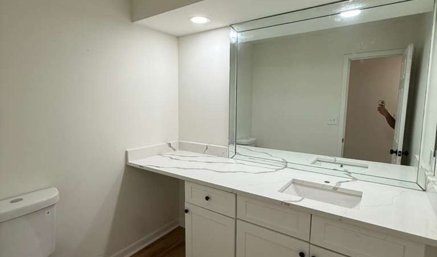 352 N Peak Dr, Alpharetta, GA 30022 - 3 Beds, 3 Bath