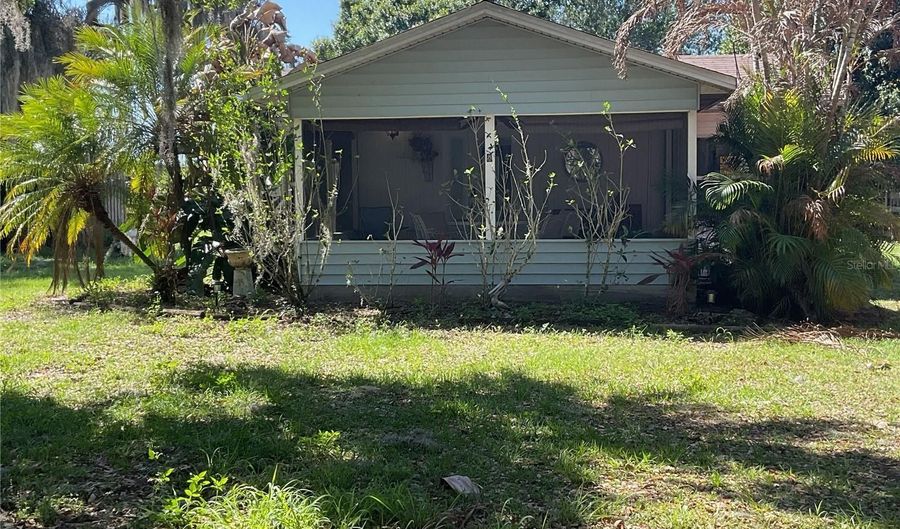 3221 NE DAVIS St, Arcadia, FL 34266 - 2 Beds, 1 Bath