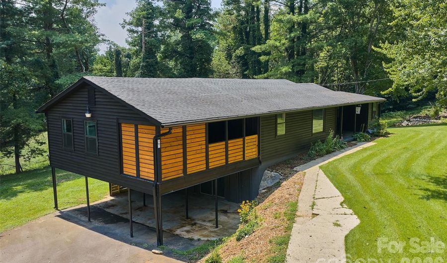 75 Old Macedonia Rd, Alexander, NC 28701 - 2 Beds, 2 Bath