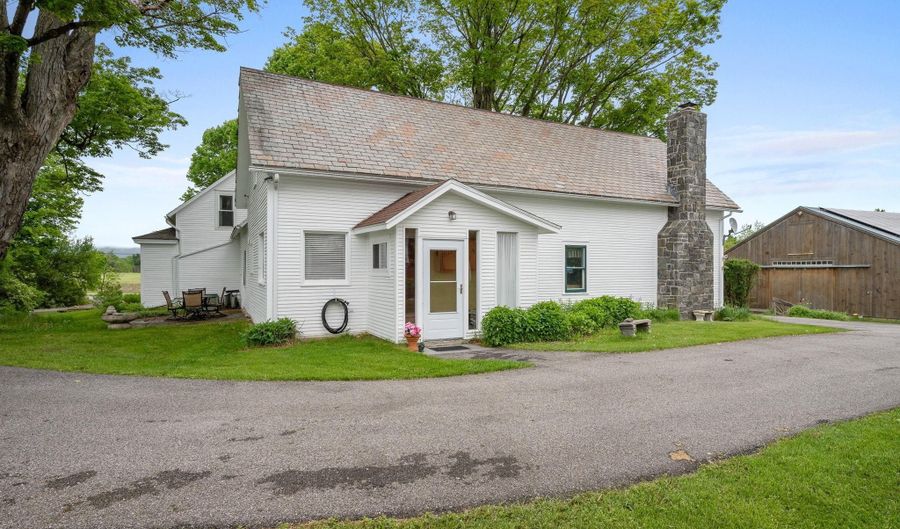 776 Arnold District Rd, Brandon, VT 05733 - 4 Beds, 2 Bath
