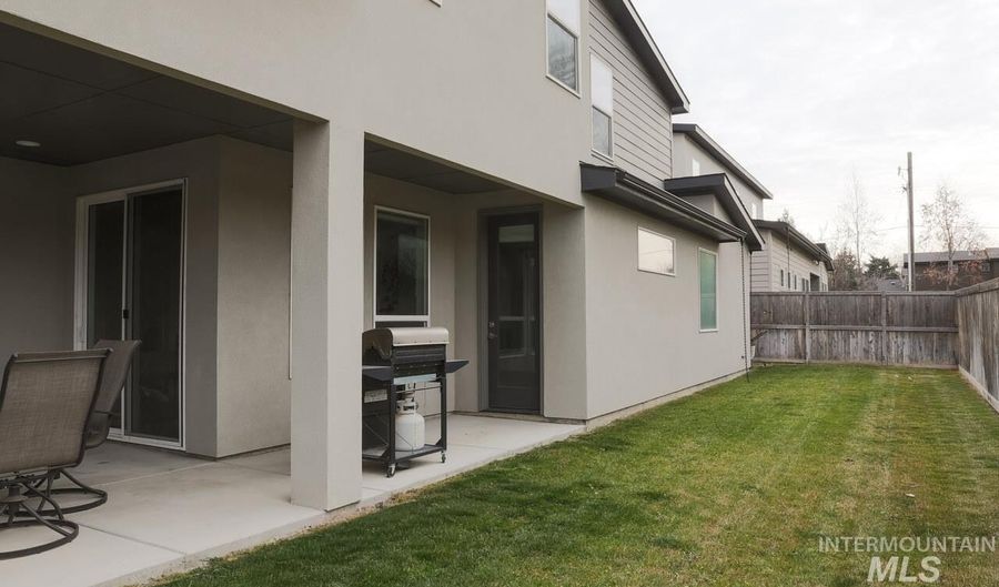 304 E Pennsylvania St, Boise, ID 83706 - 3 Beds, 3 Bath