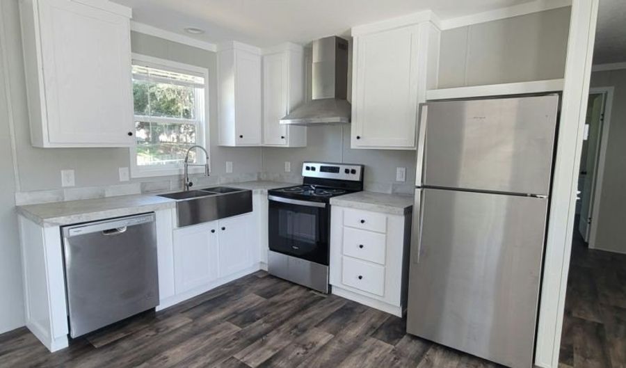 201 Fish Haven Rd 64, Auburndale, FL 33823 - 2 Beds, 2 Bath