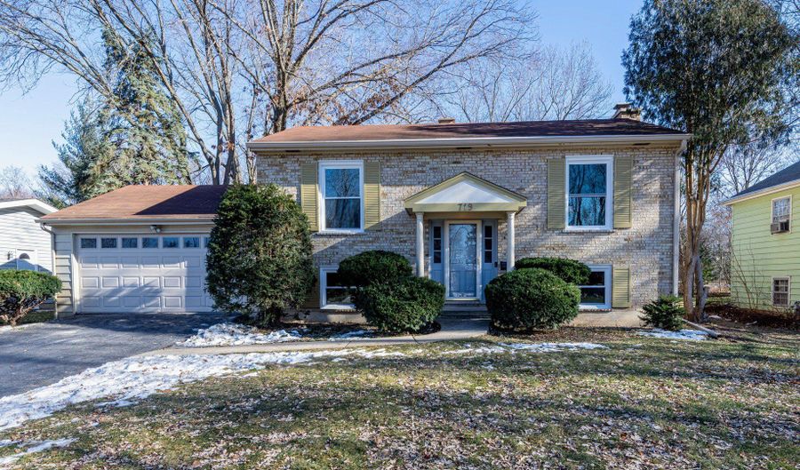 719 Webster St, Algonquin, IL 60102 - 4 Beds, 2 Bath