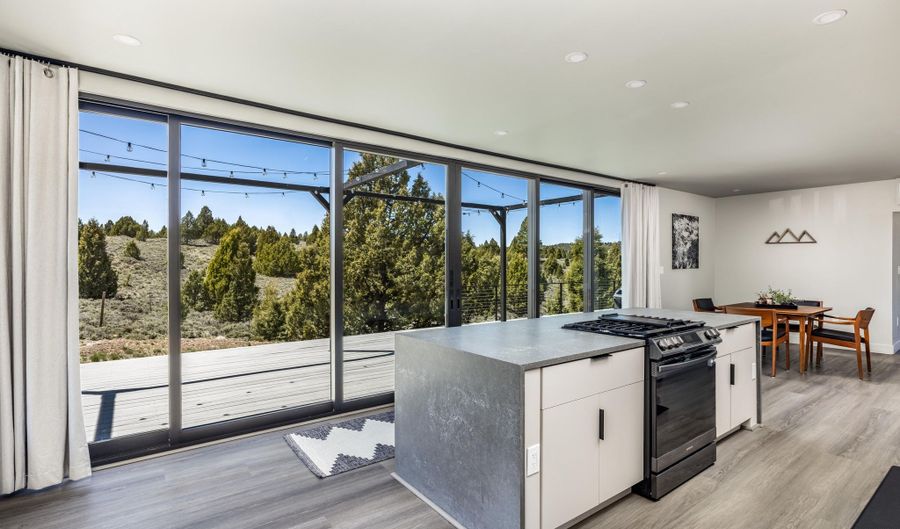 4225 N Uintah Dr, Duck Creek Village, UT 84762 - 3 Beds, 3 Bath