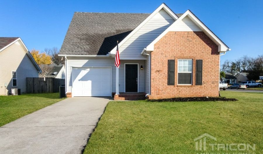 1232 Dalmally Dr, Murfreesboro, TN 37128 - 3 Beds, 2 Bath