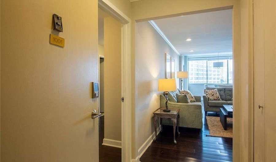 215 Piedmont 1001, Atlanta, GA 30308 - 2 Beds, 1 Bath