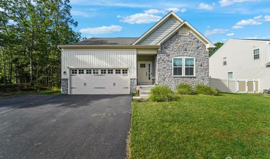 23 Avalon Ave, Barnegat, NJ 08005 - 4 Beds, 3 Bath