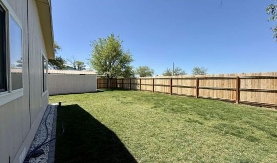 115 S Cedar St, Alturas, CA 96101 - 3 Beds, 2 Bath
