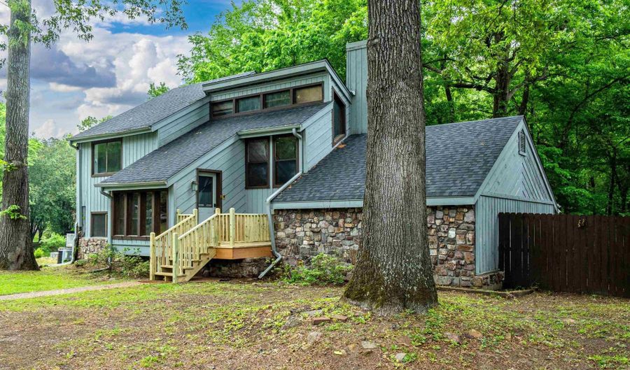1018 N 26TH St, Arkadelphia, AR 71923 - 3 Beds, 3 Bath